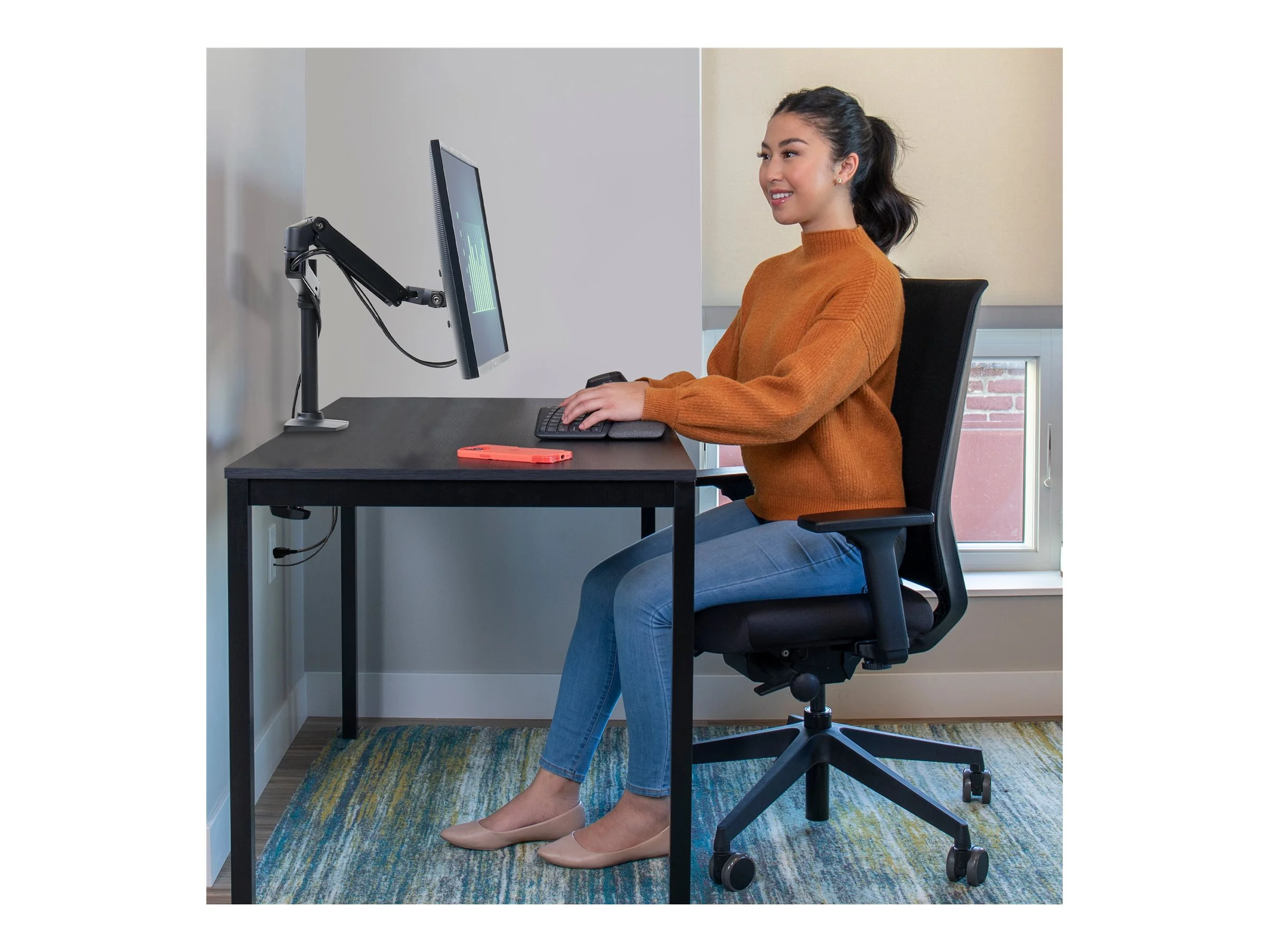 ERGOTRON LX Desk Mount LCD Monitor Arm