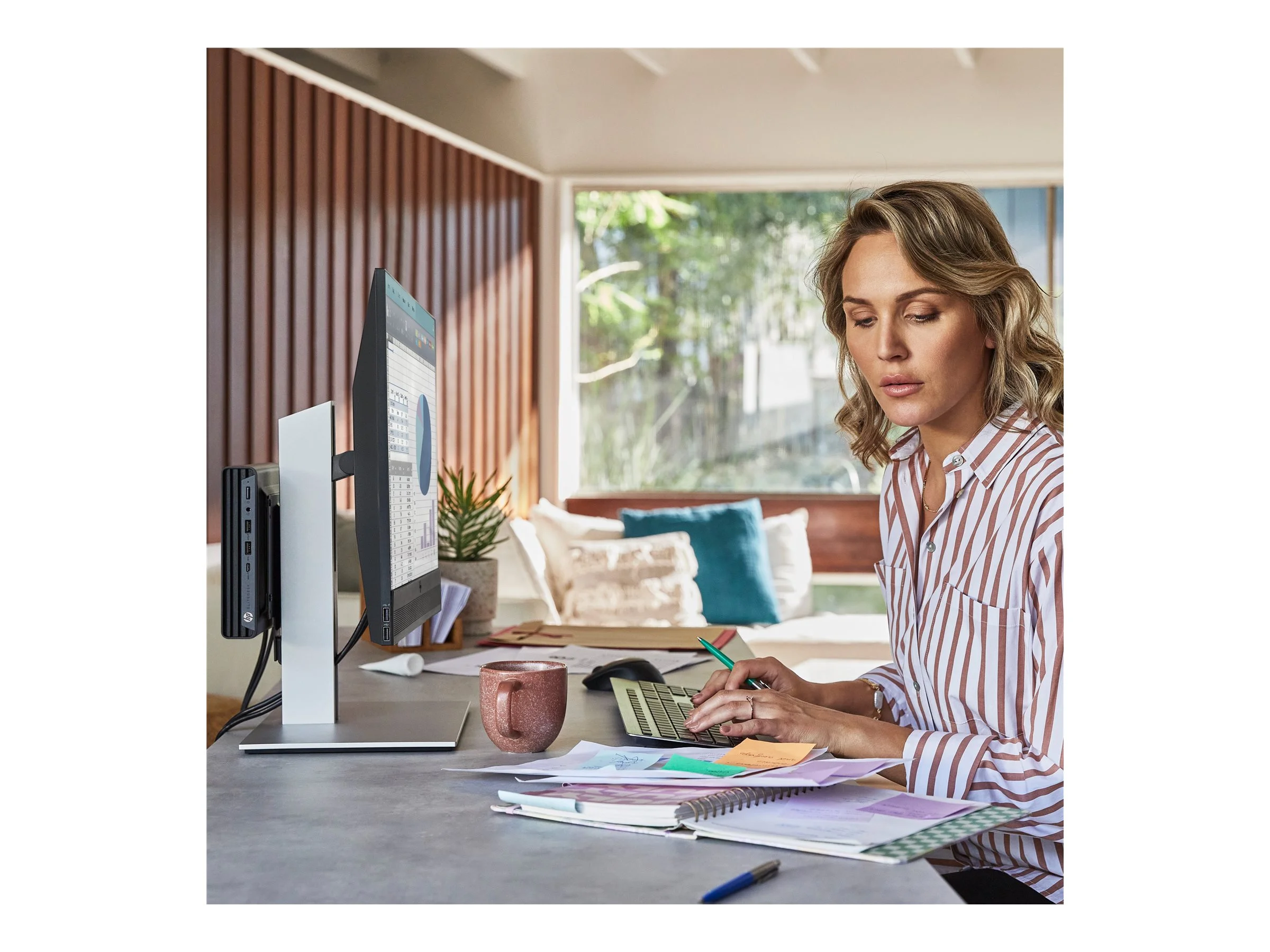 HP Elite Mini 800 G9 i9 64/1TB(DE)