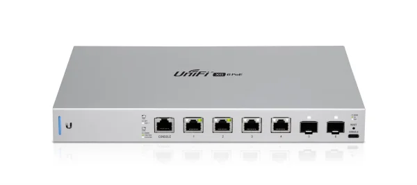 Ubiquiti Switch UniFi 4xRJ45 10GBit/2xSFP+ 10GBit Managed PoE 19" Rack-Mountable, 10G Ethernet SFP+ & RJ45 Ports